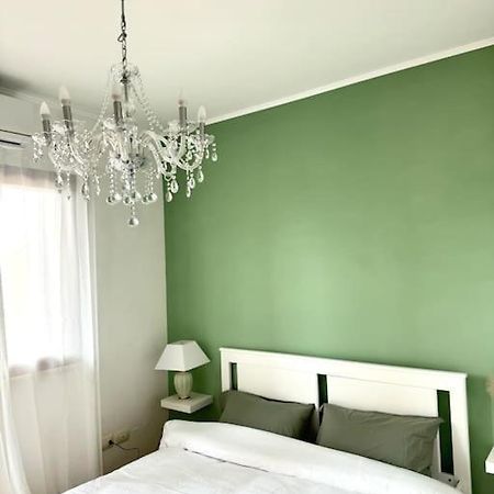 Casa Vacanza Elislor Apartments Fiumicino Exterior photo